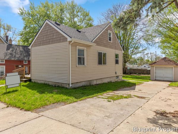 2027 Towner Avenue SW, Grand Rapids, MI 49507