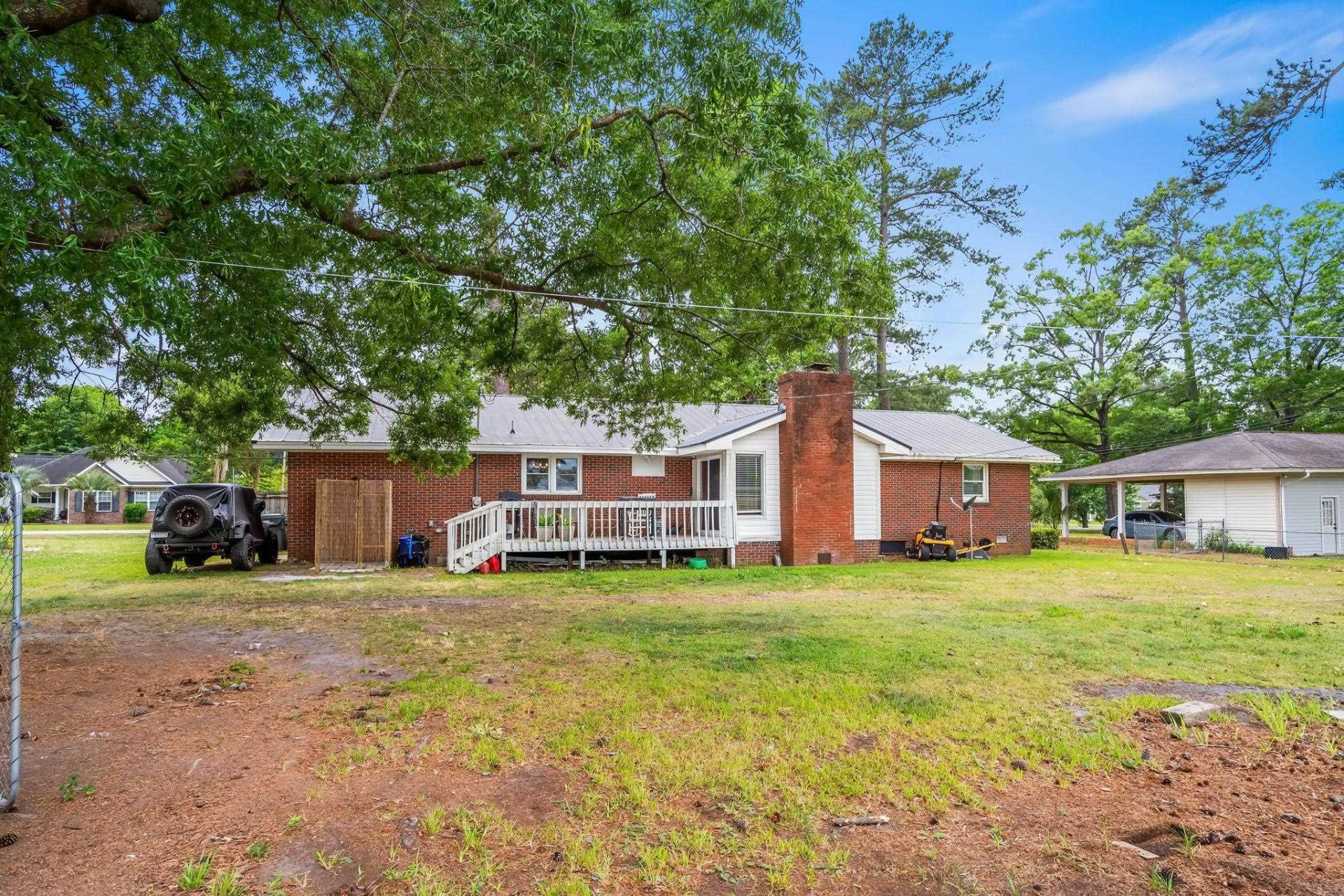1704 Sherwood Dr. Photo 43