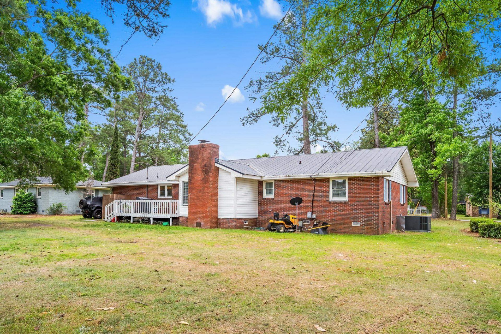 1704 Sherwood Dr. Photo 44