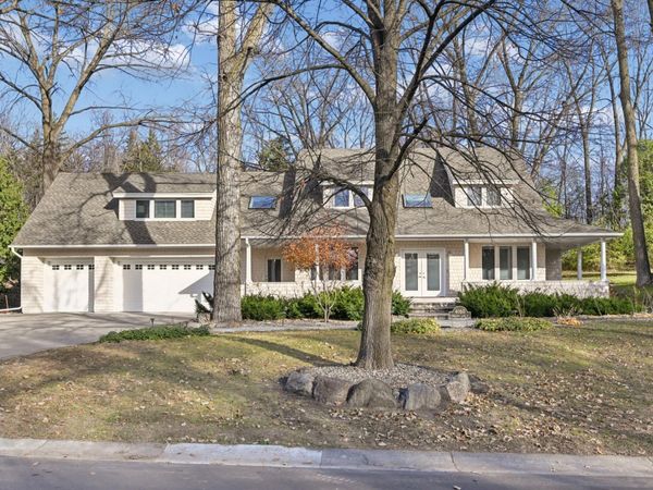 4160 Trillium Lane E, Mound, MN 55364