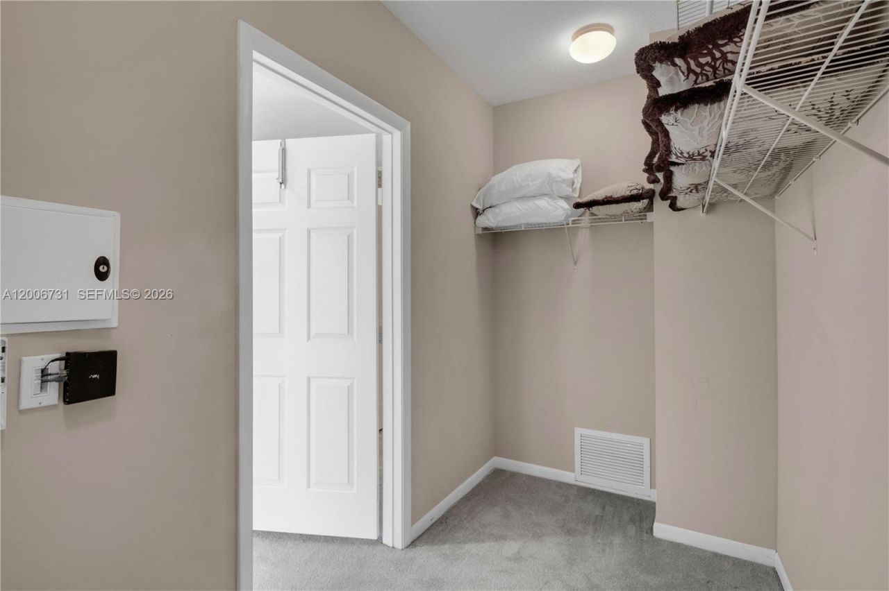 1819 SE 17th St , Unit 710, Fort Lauderdale, FL 33316 Photo