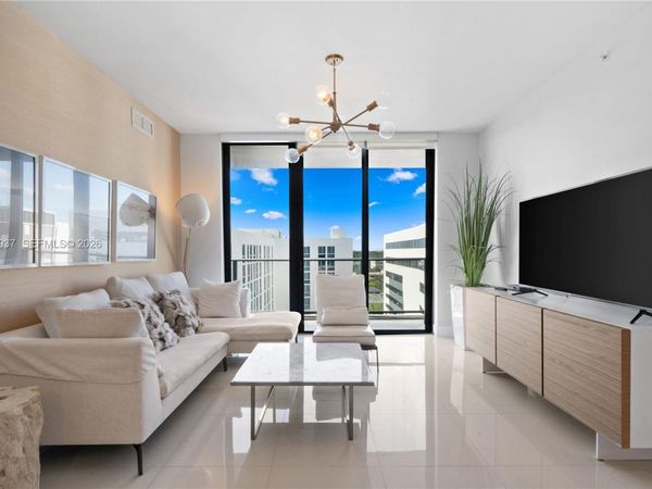 2960 NE 207th St , Unit 1003, Aventura, FL 33180