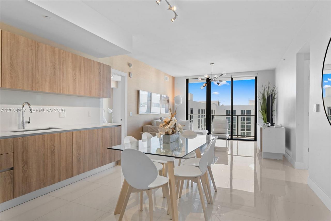 2960 NE 207th St , Unit 1003, Aventura, FL 33180 Photo