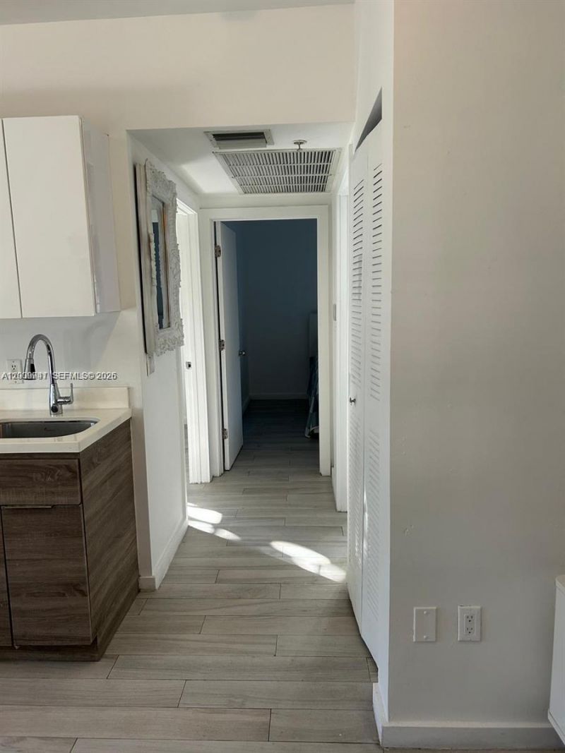 1450 Meridian Ave, Unit 101, Miami Beach, FL 33139 Photo