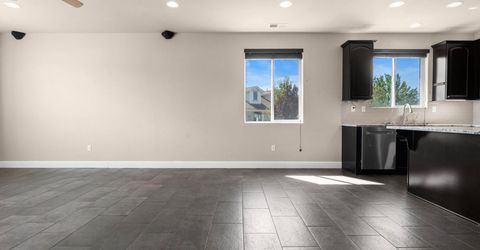 619 Saddle Horn Way, Fernley, NV 89408 Photo