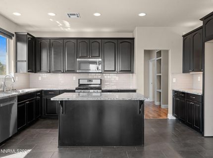 619 Saddle Horn Way, Fernley, NV 89408 Photo