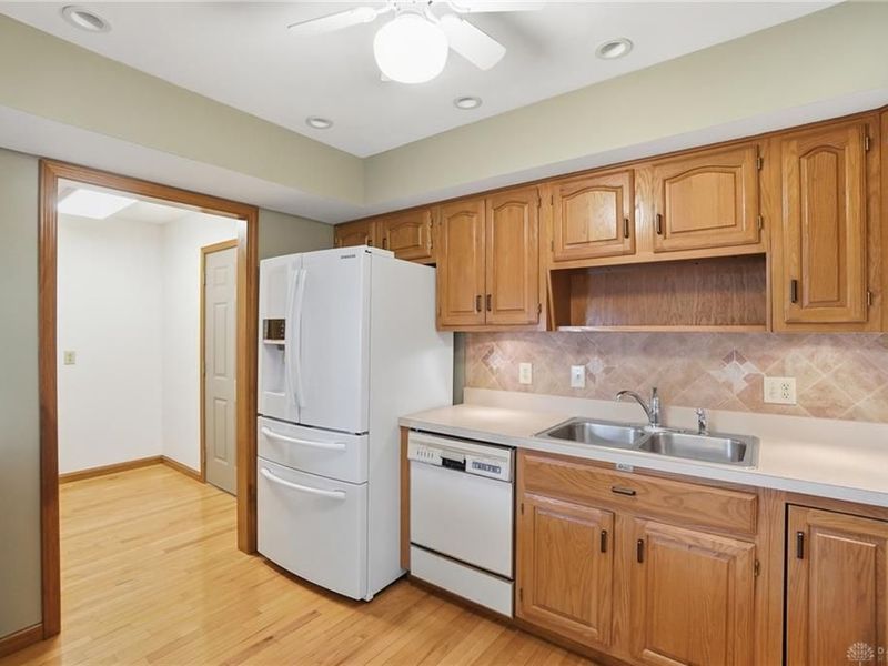 1269 Stephenson Drive, Troy, OH 45373 Photo 11