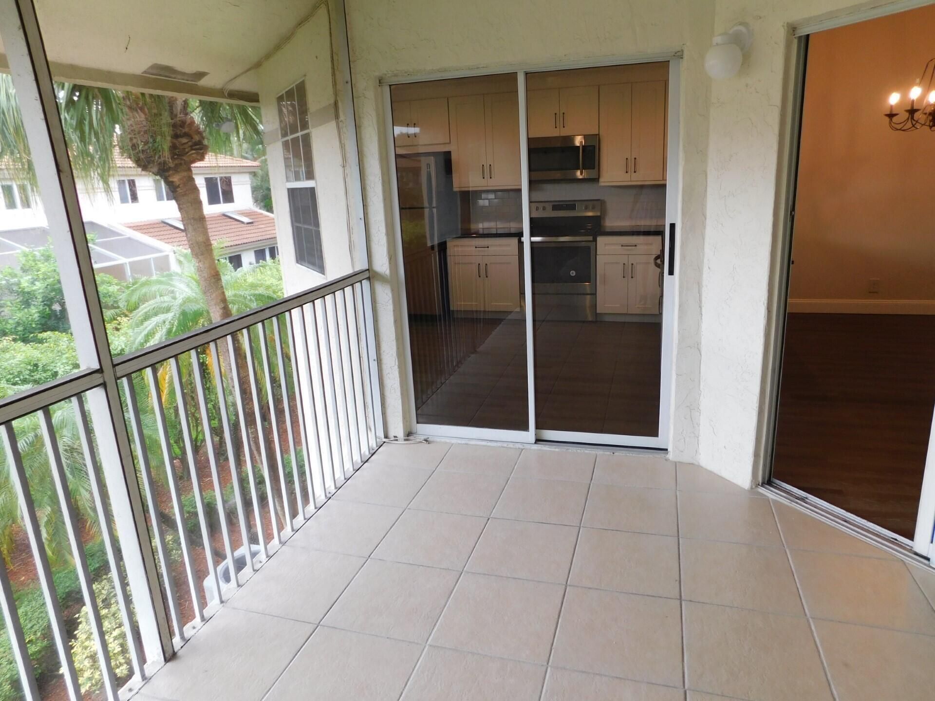 6630 Via Regina, Boca Raton, FL 33433 Photo