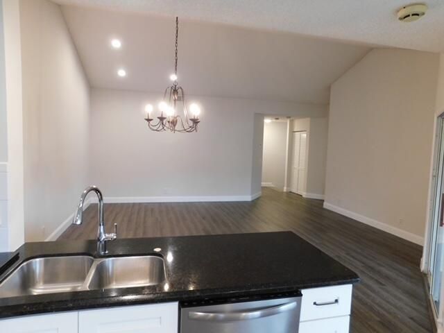 6630 Via Regina, Boca Raton, FL 33433 Photo