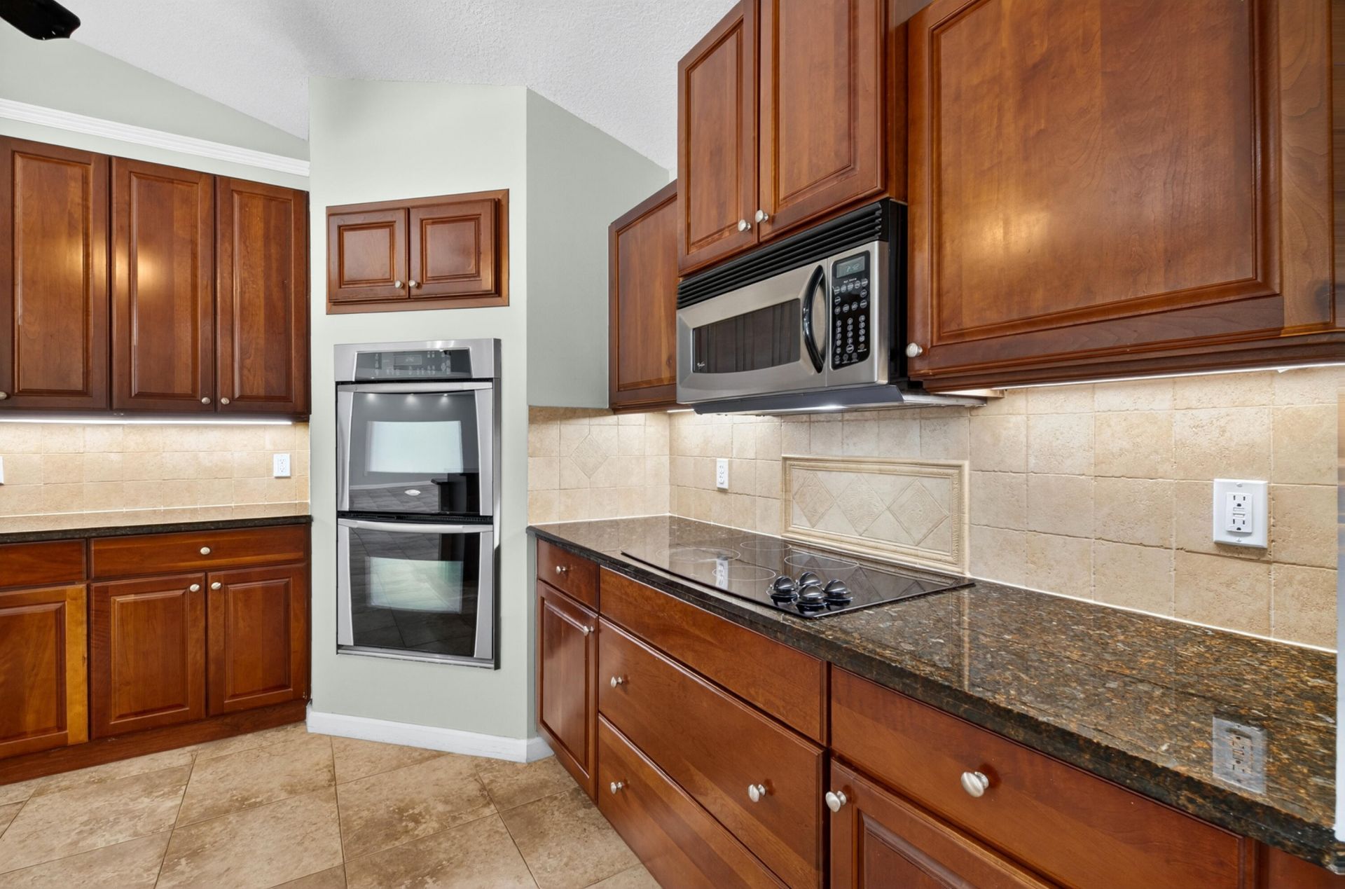1138 SW Kalevala Drive, Port Saint Lucie, FL 34953 Photo