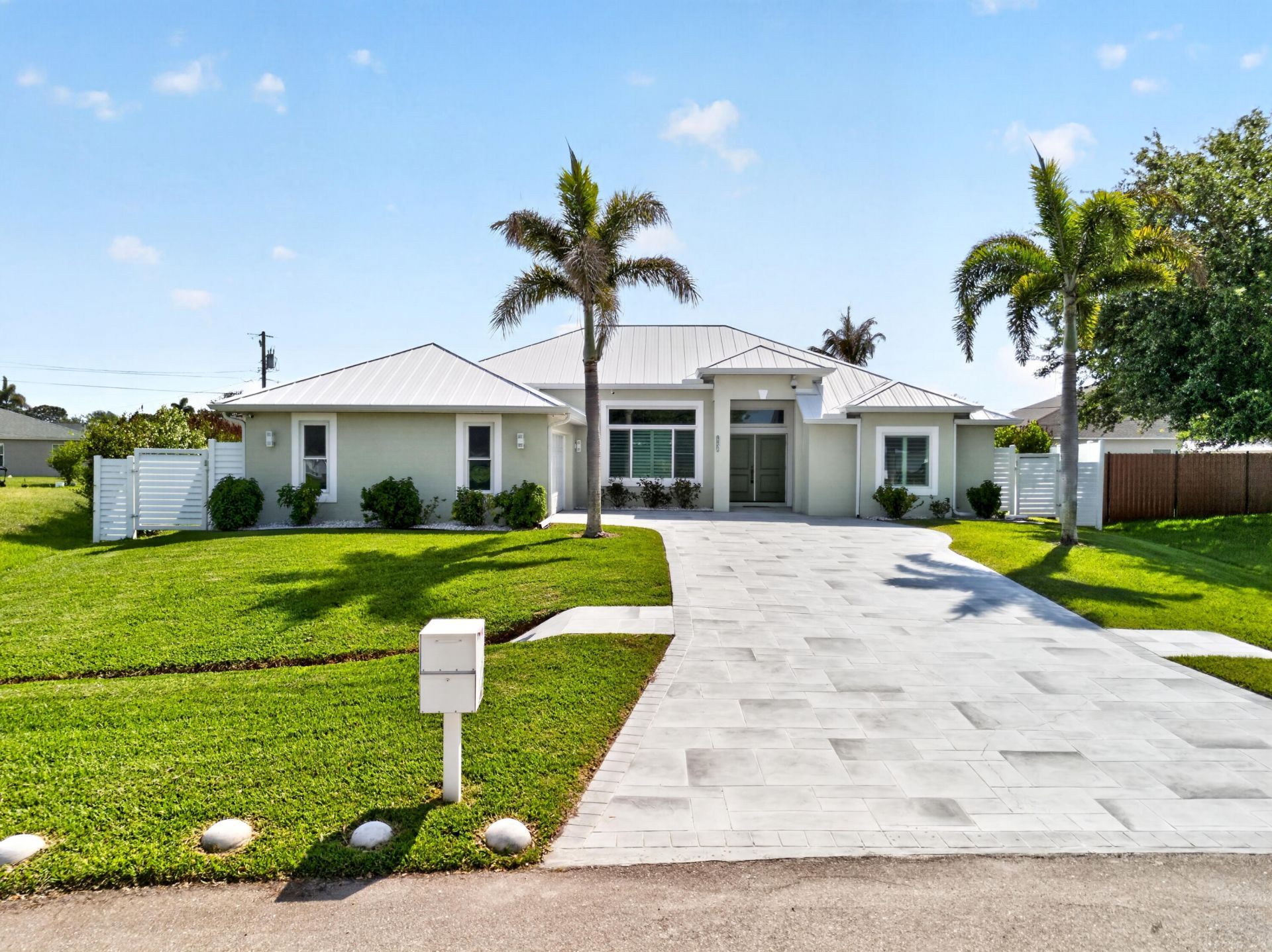 1138 SW Kalevala Drive, Port Saint Lucie, FL 34953 Photo