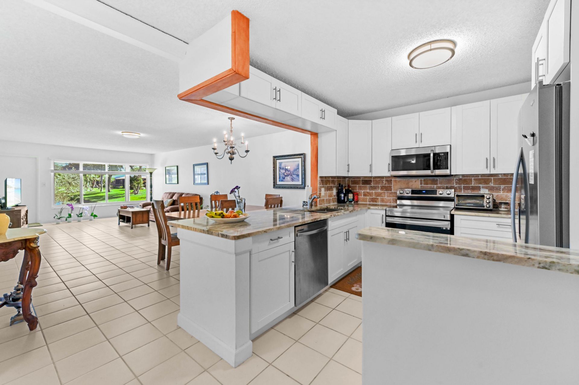 9244 Flynn Circle, Unit Apt 2, Boca Raton, FL 33496 Photo