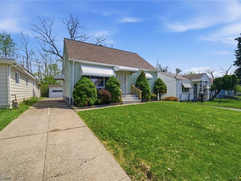 4437 E 158th Street , Cleveland, OH 44128 Photo 2