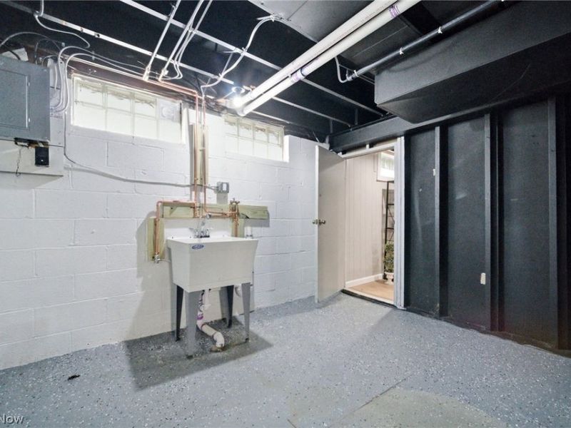 4437 E 158th Street , Cleveland, OH 44128 Photo 28