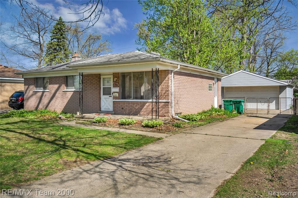 33622 Bock Street, Garden City, MI 48135 Main Photo