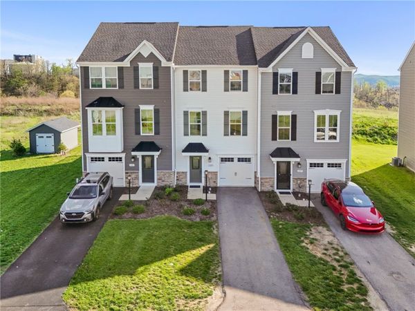 6003 Atlin Ln, Monaca, PA 15061