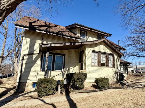 518 S. Helen St., Sioux City, IA 51106