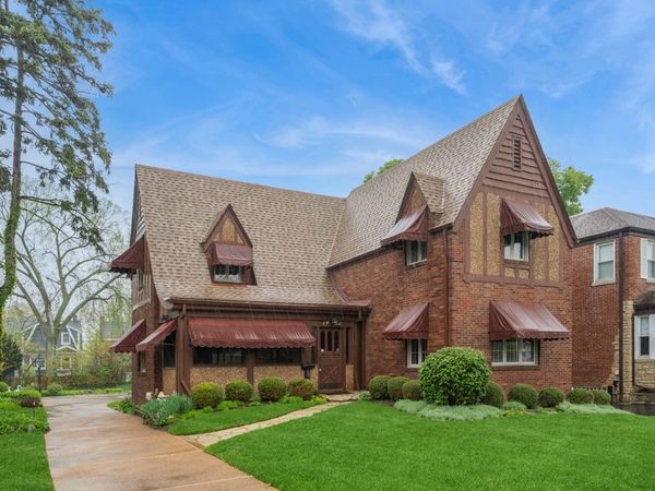 1422 Franklin Avenue , River Forest, IL 60305