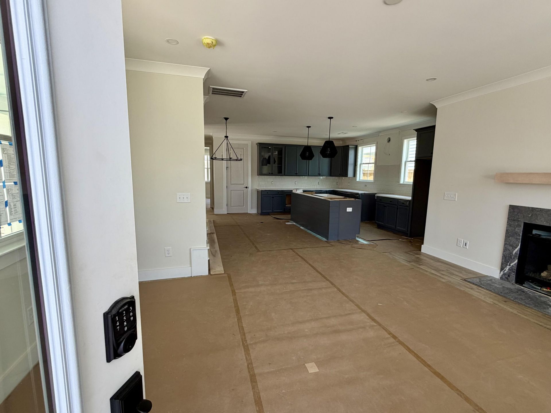 776 Blueway Avenue Photo 11