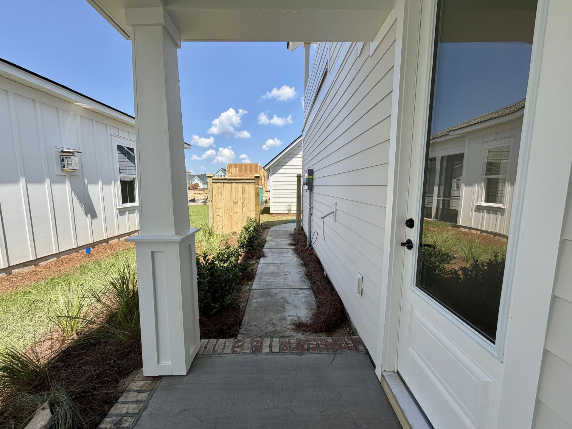 776 Blueway Avenue Photo 40