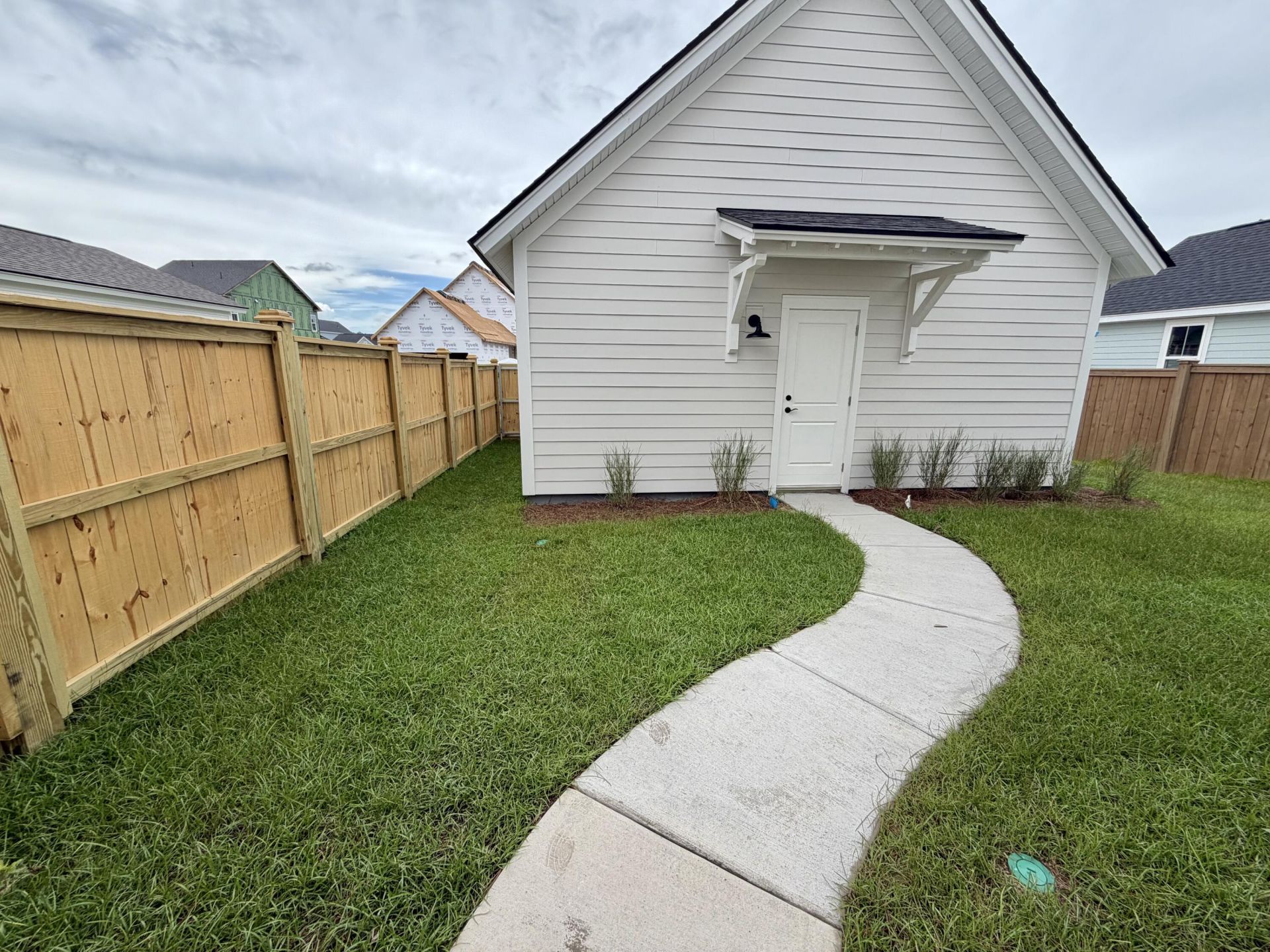 776 Blueway Avenue Photo 42