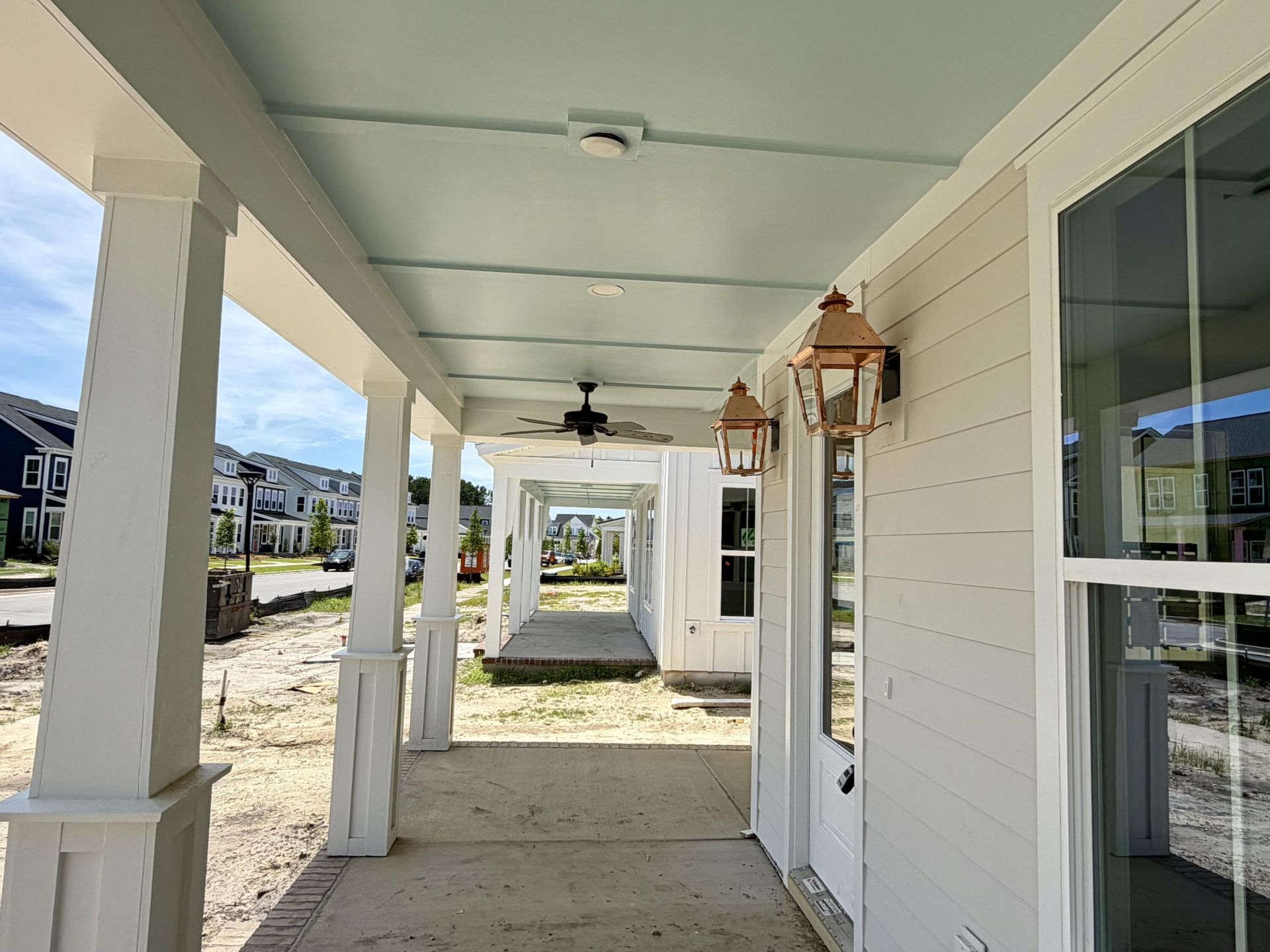 776 Blueway Avenue Photo 5