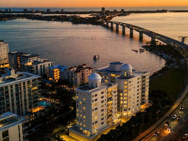 128 GOLDEN GATE POINT, Unit 202A, SARASOTA, FL 34236