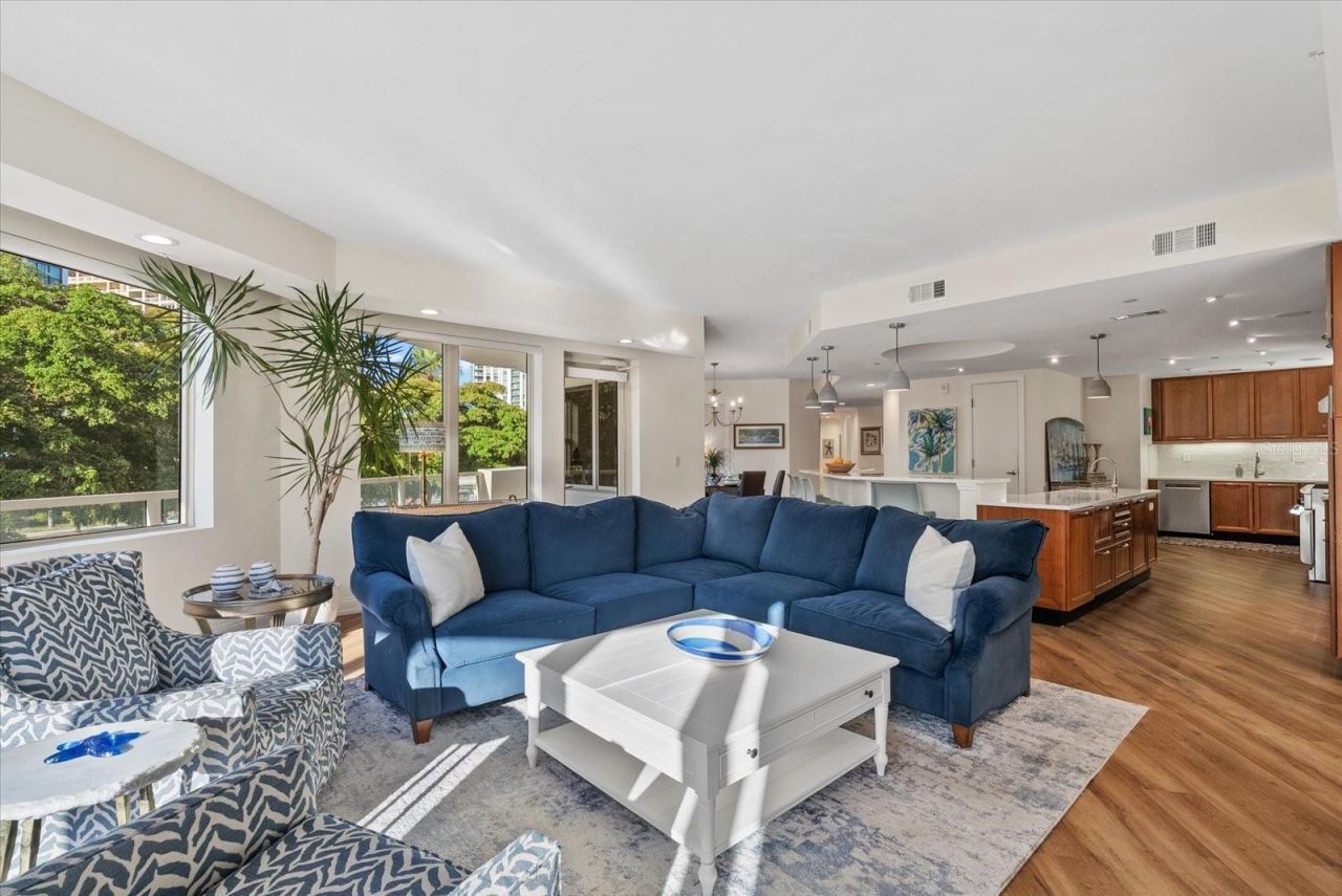 128 Golden Gate Point, Unit 202A, Sarasota, FL 34236 Photo