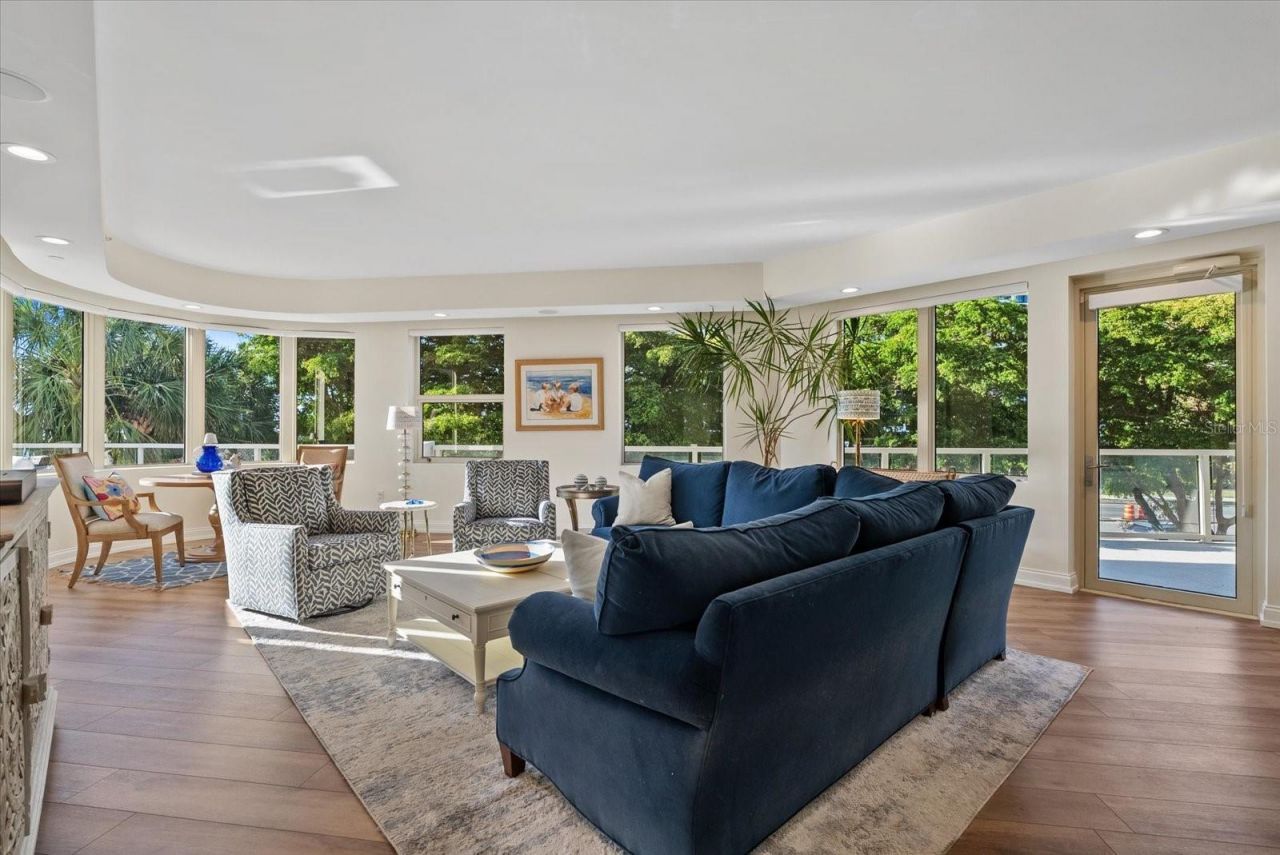 128 Golden Gate Point, Unit 202A, Sarasota, FL 34236 Photo