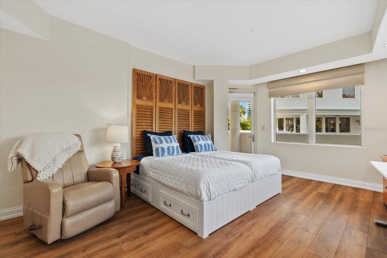 128 Golden Gate Point, Unit 202A, Sarasota, FL 34236 Photo