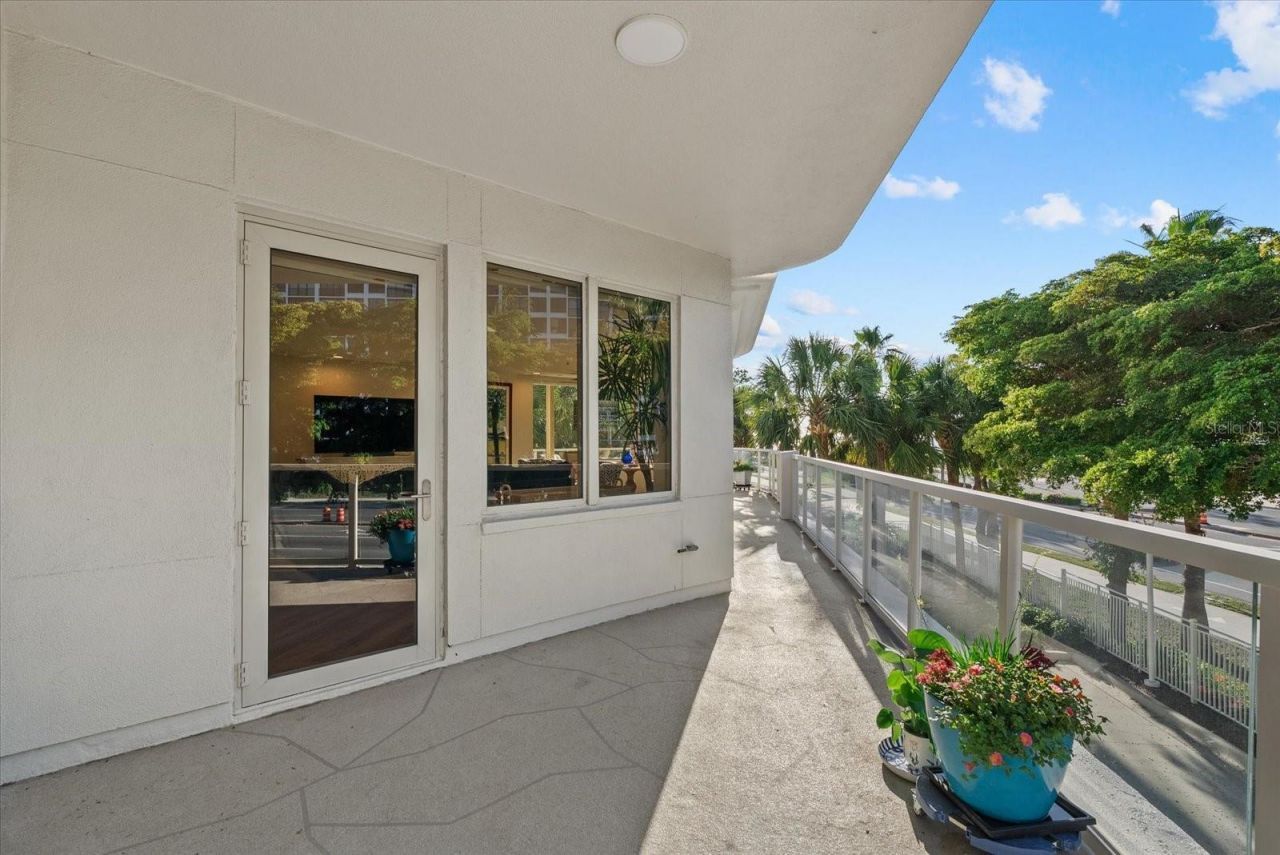 128 Golden Gate Point, Unit 202A, Sarasota, FL 34236 Photo