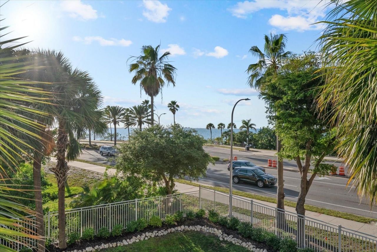 128 Golden Gate Point, Unit 202A, Sarasota, FL 34236 Photo