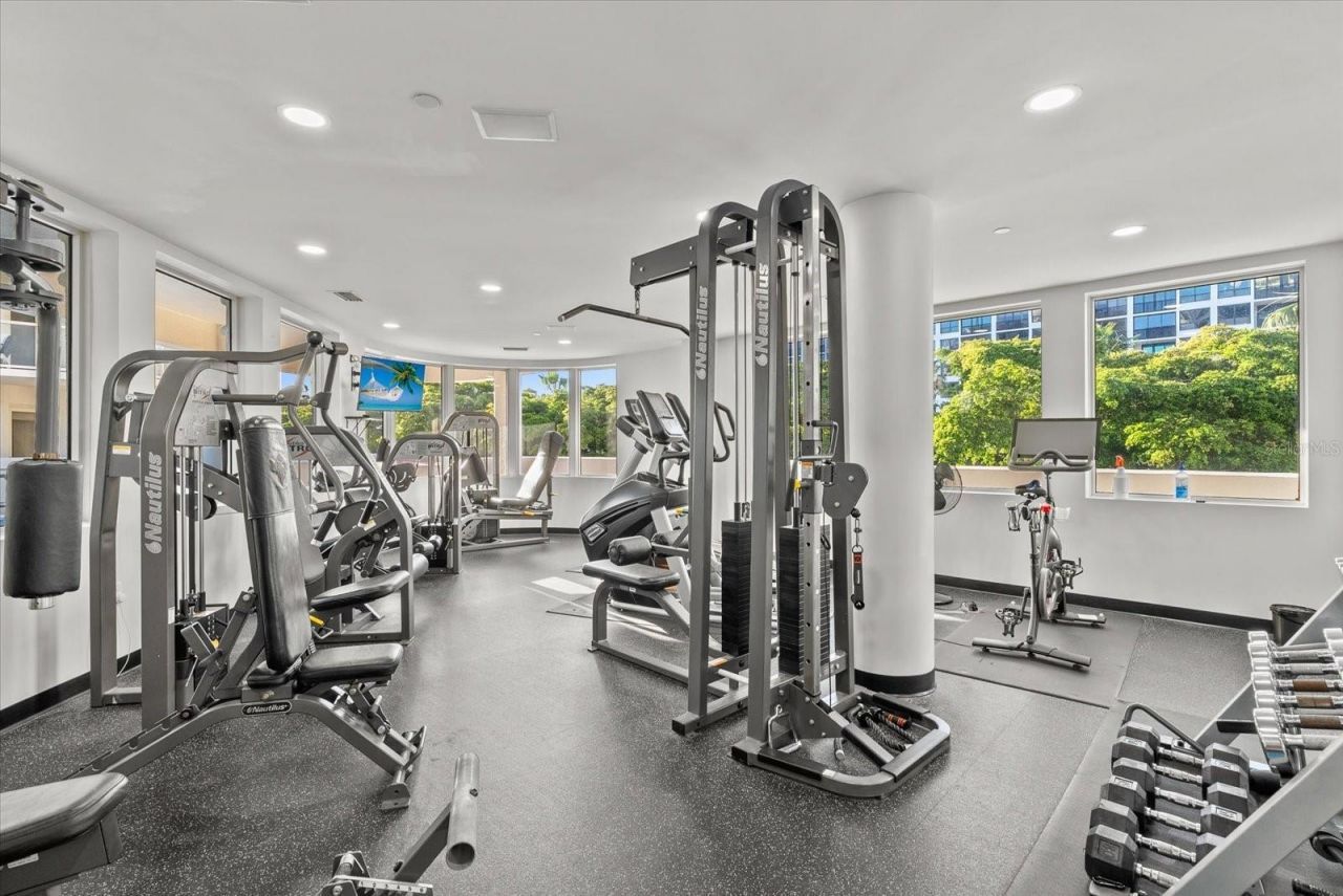 128 Golden Gate Point, Unit 202A, Sarasota, FL 34236 Photo