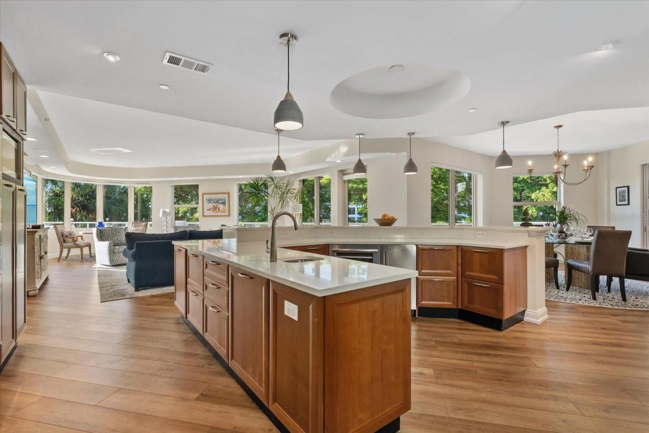 128 Golden Gate Point, Unit 202A, Sarasota, FL 34236 Photo