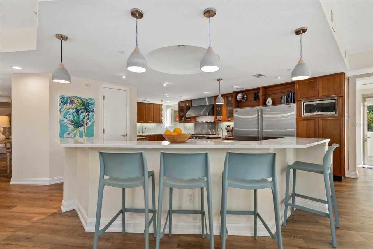 128 Golden Gate Point, Unit 202A, Sarasota, FL 34236 Photo