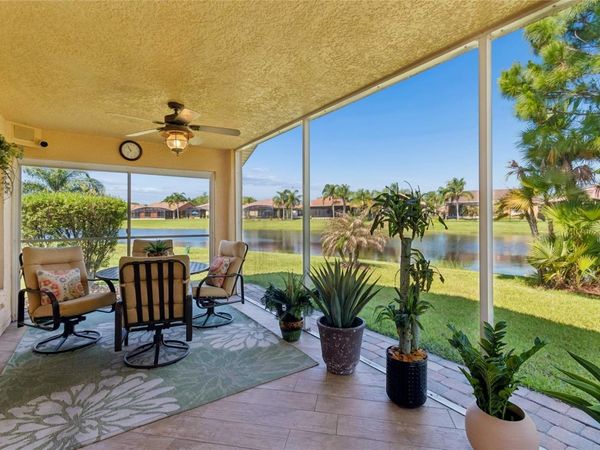 800 VINEYARD WAY, POINCIANA, FL 34759