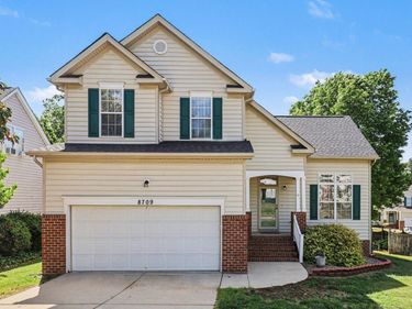 8709 Blakehurst Drive, Raleigh, NC 27617