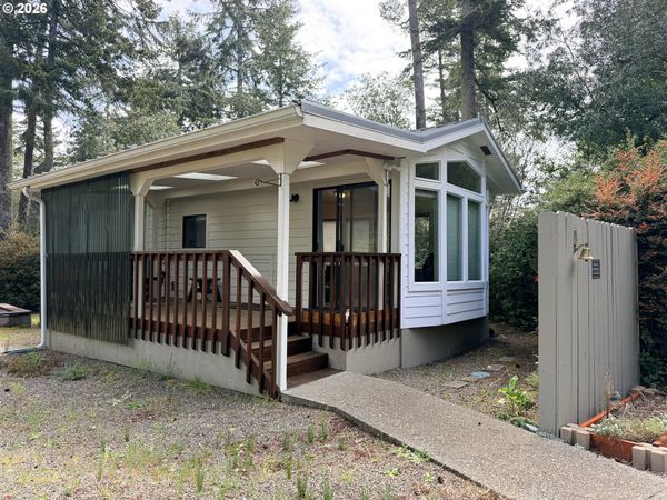 225 AZALEA ST, Florence, OR 97439