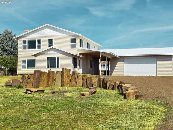 337 S COUNTY RD, Tygh Valley, OR 97063