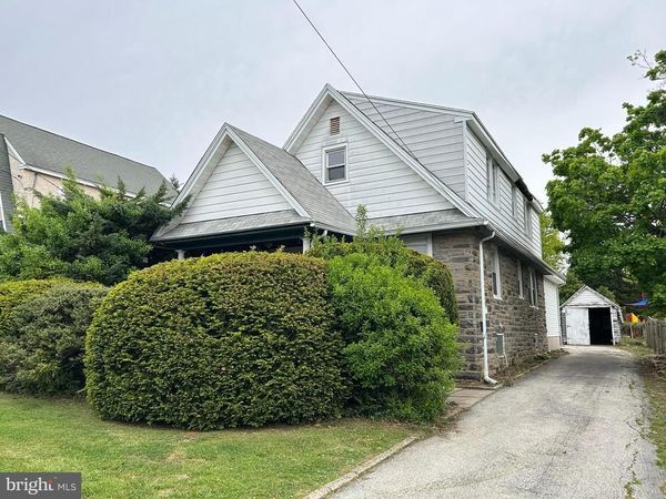 2003 OAKMONT AVENUE , HAVERTOWN, PA 19083