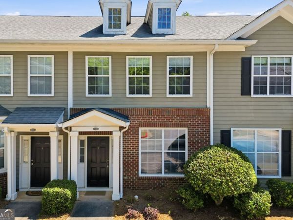 2086 Del Lago Circle, Kennesaw, GA 30152