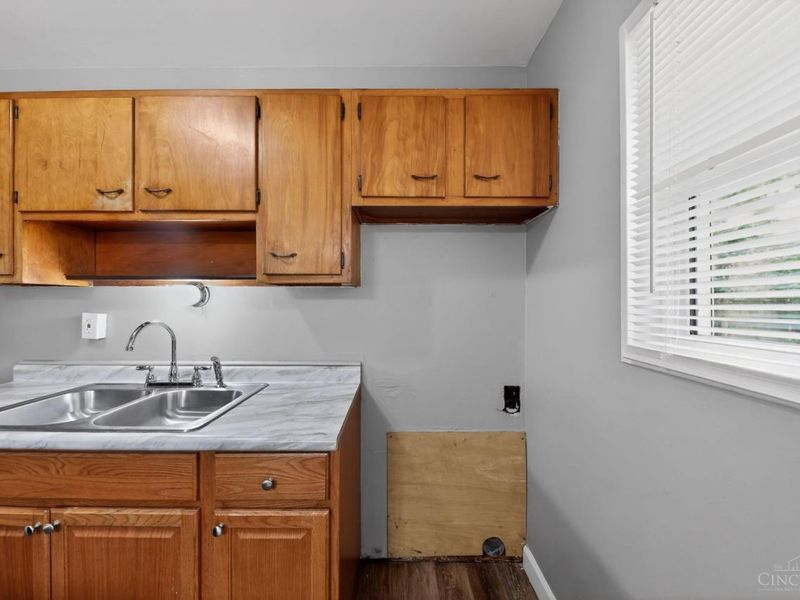 8779 Daly Road, Springfield Twp., OH 45231 Photo 14