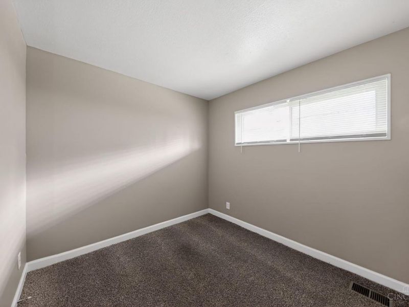 8779 Daly Road, Springfield Twp., OH 45231 Photo 9