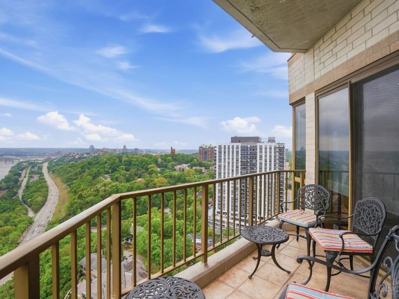 1201 Edgecliff Place, Unit 1192, Cincinnati, OH 45206 Photo 20