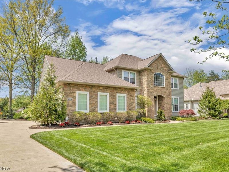 32298 Monaco Place, Avon Lake, OH 44012 Photo 2