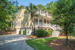 3868 Colonel Vanderhorst Circle photo 4