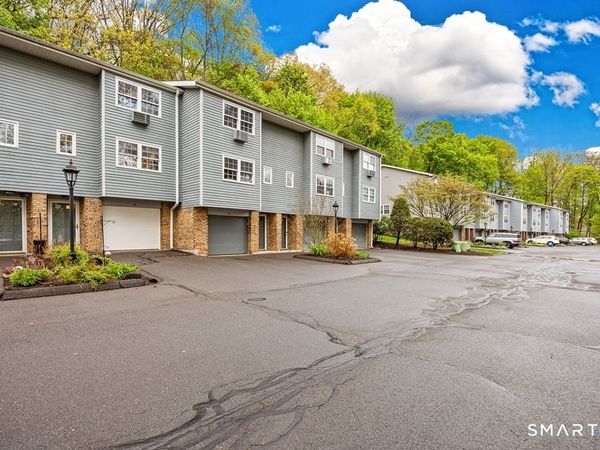 250 Summer, Unit 19F, Southington, CT 06479