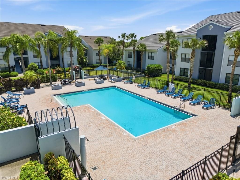 13605 Eagle Ridge Dr , Unit 1725, Fort Myers, FL 33912 Photo