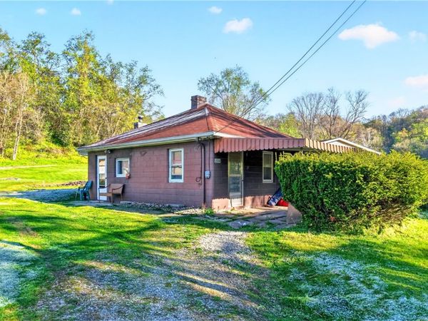 226 Kangaroo Hill Rd, Lowber, PA 15660