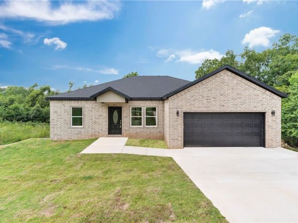 30 Rockhill Lane, Bella Vista, AR 72715